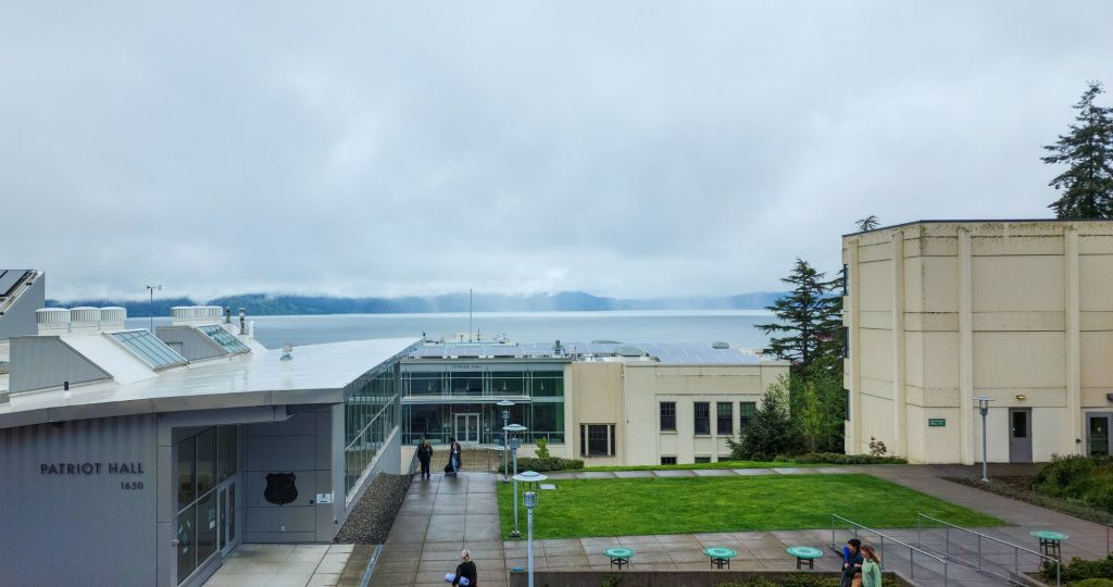A college campus in the rain, the Columbia River is in the background